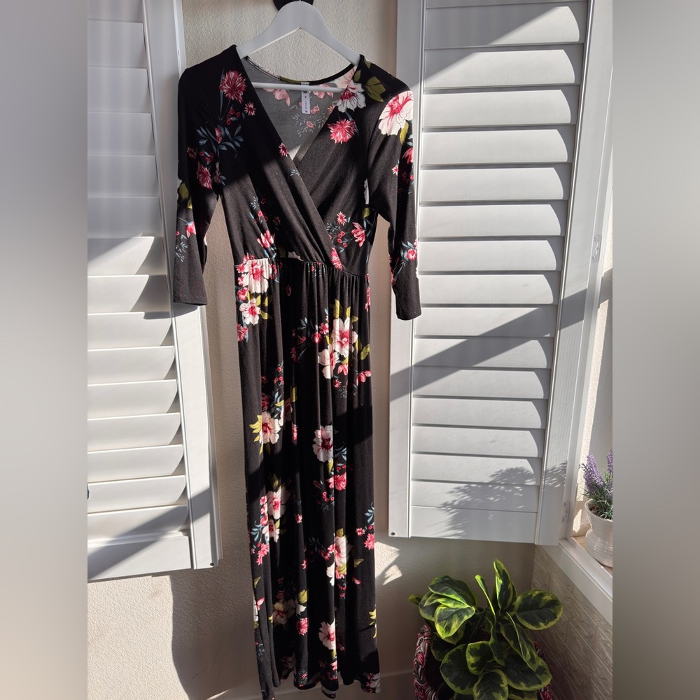 Black and Pink Wrap Maxi Dress with V-Neck
